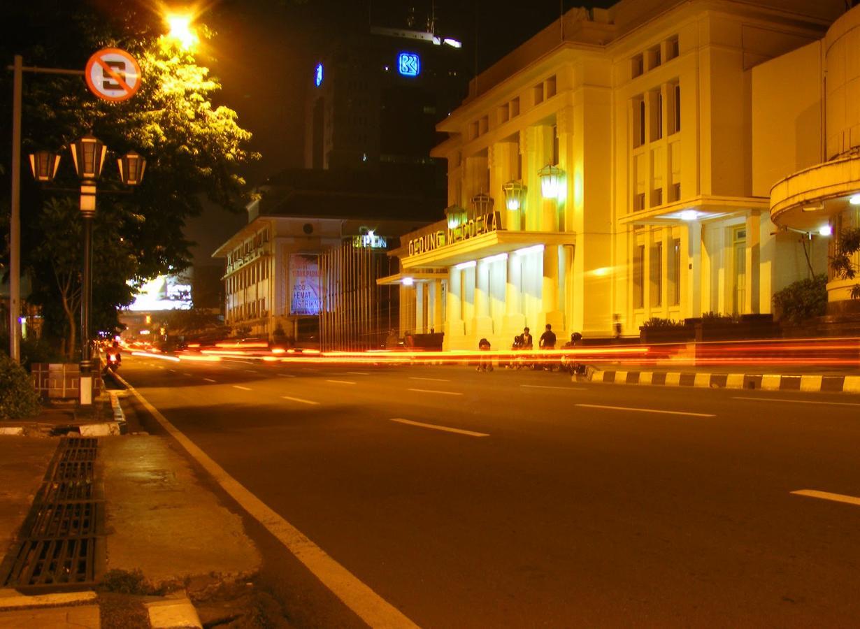 Pasar Baru Square Hotel 3*